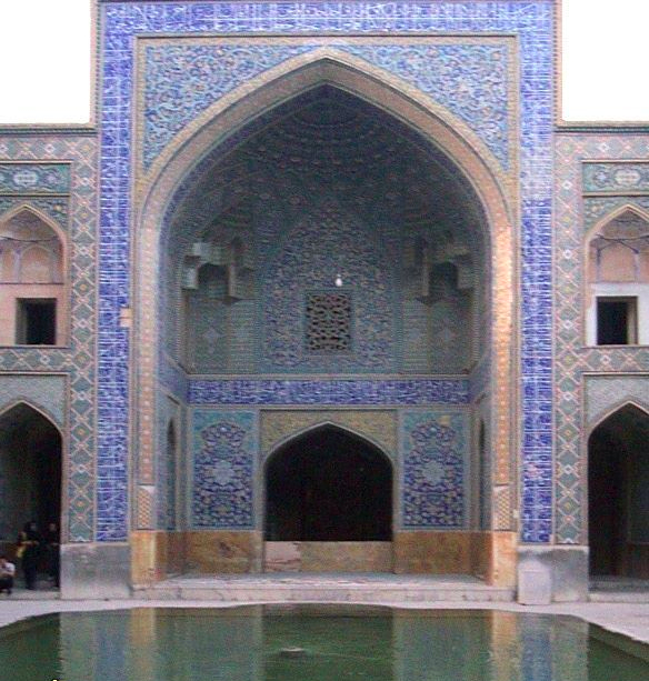 isfahan madrasa khan