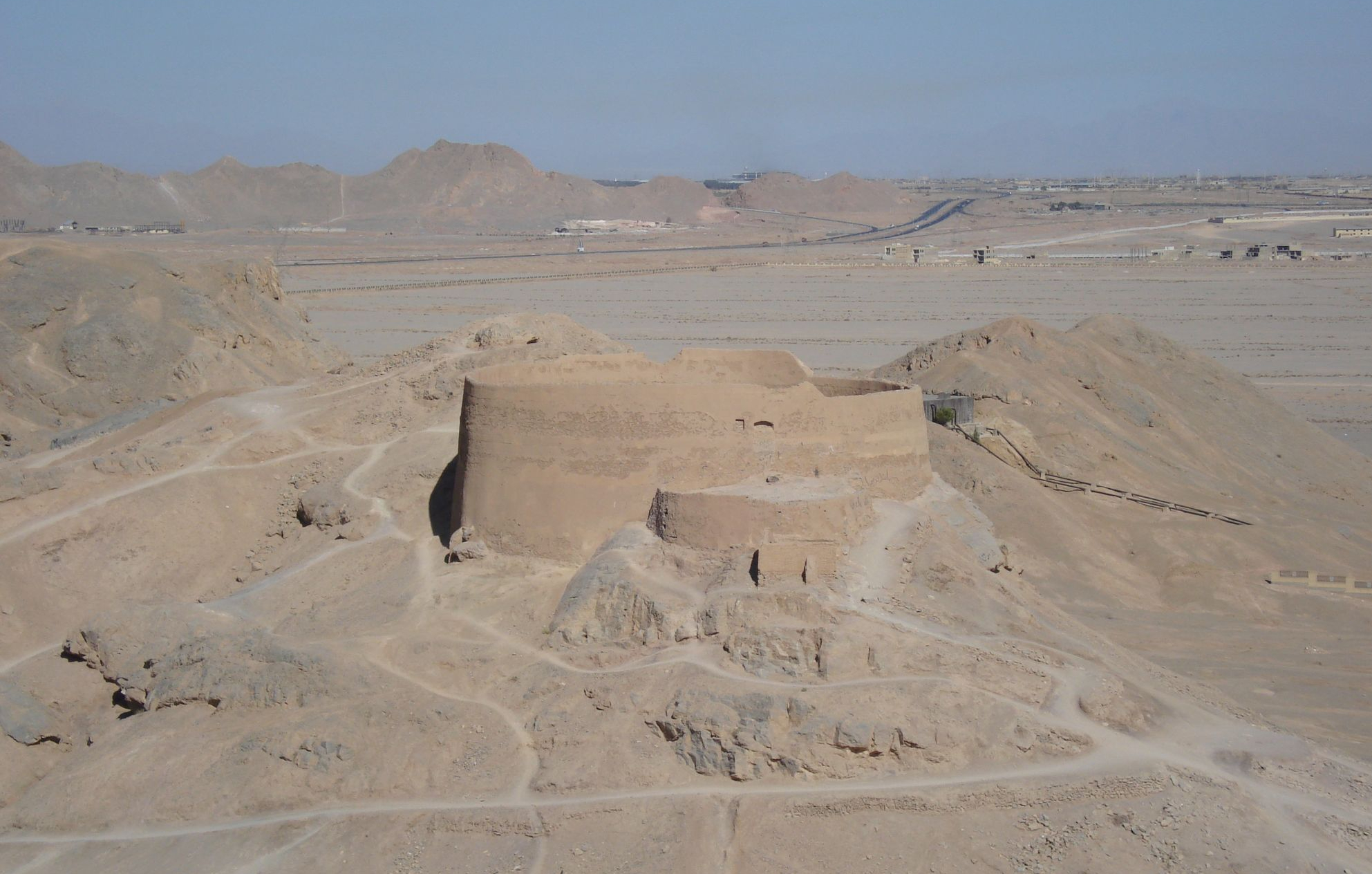 276Yazd Torri del Silenzio