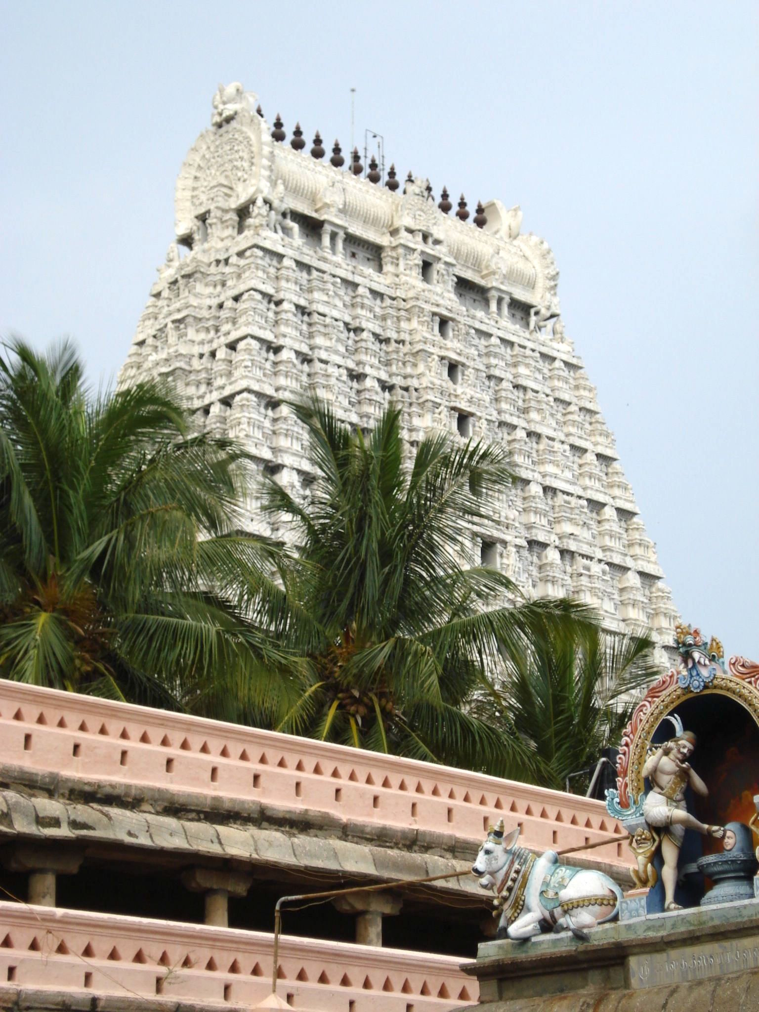 Tiruvannamalai - front view