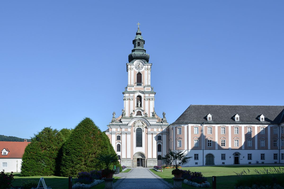 Wilhering_Stiftskirche_W